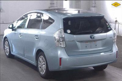 2012 Toyota Prius - Thumbnail