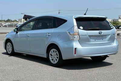2012 Toyota Prius - Thumbnail