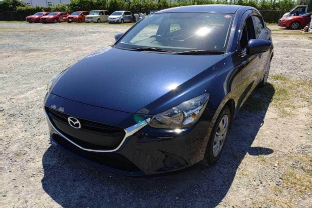 2017 Mazda Demio