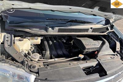 2013 Nissan Serena - Thumbnail