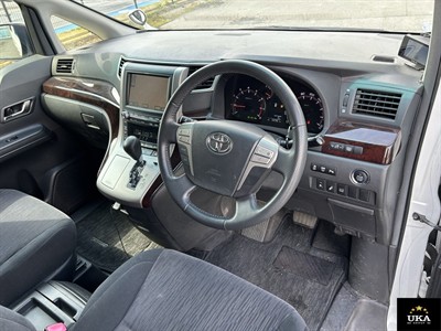 2012 Toyota Alphard - Thumbnail