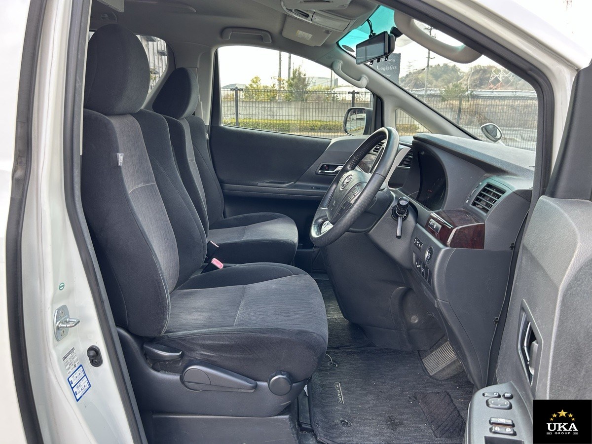 2012 Toyota Alphard