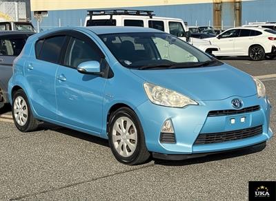 2012 Toyota Aqua - Thumbnail