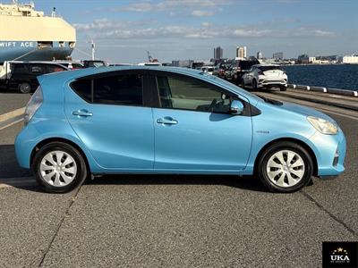 2012 Toyota Aqua - Thumbnail