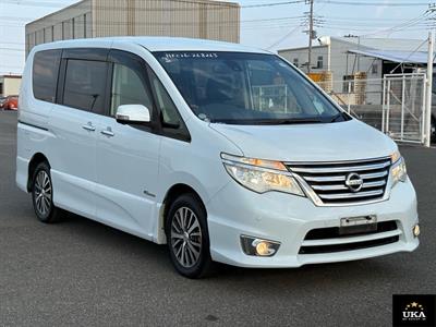 2015 Nissan Serena - Thumbnail