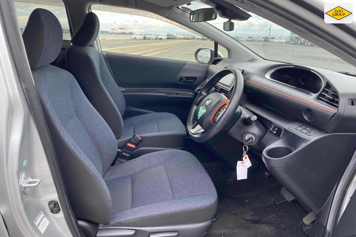 2017 Toyota Sienta