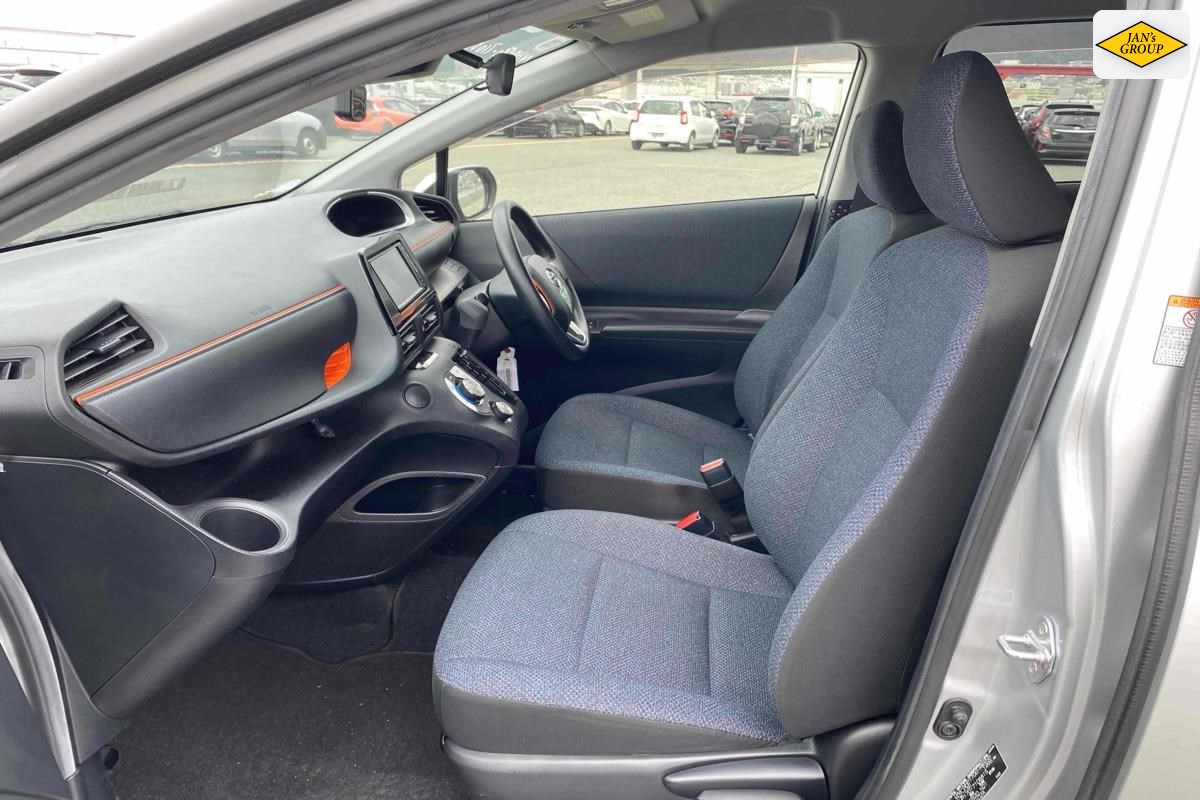 2017 Toyota Sienta
