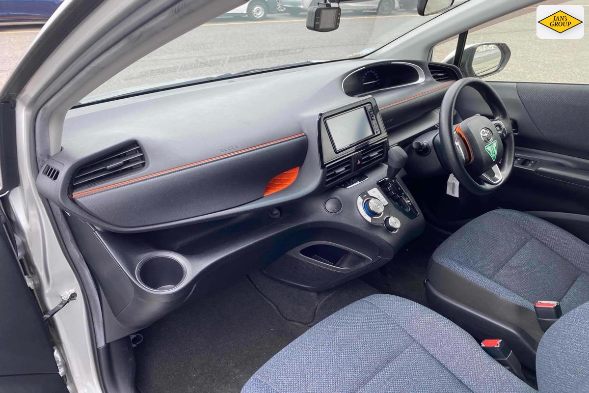 2017 Toyota Sienta