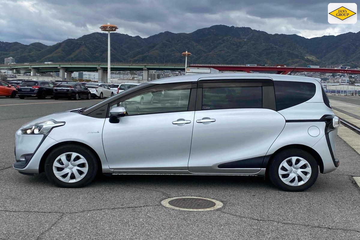 2017 Toyota Sienta