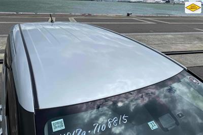 2017 Toyota Sienta - Thumbnail