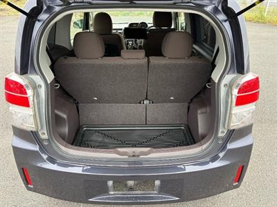 2015 Toyota Spade - Thumbnail