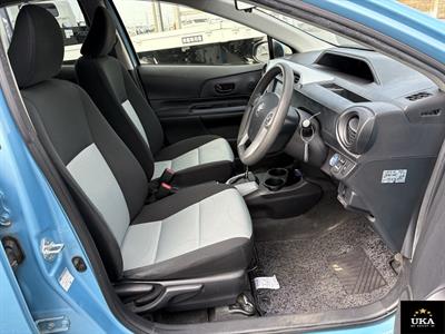 2013 Toyota Aqua - Thumbnail