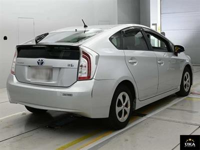 2012 Toyota Prius - Thumbnail