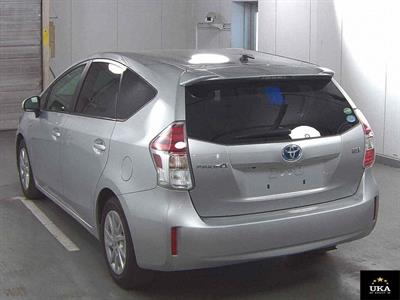 2015 Toyota Prius - Thumbnail