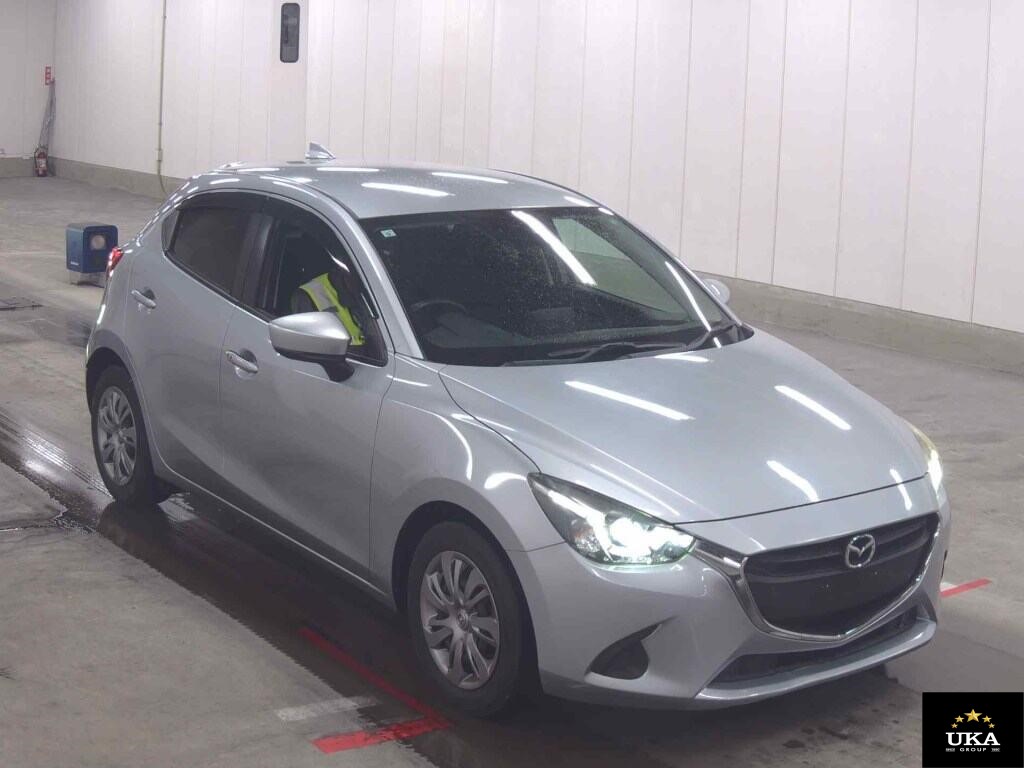 2017 Mazda Demio