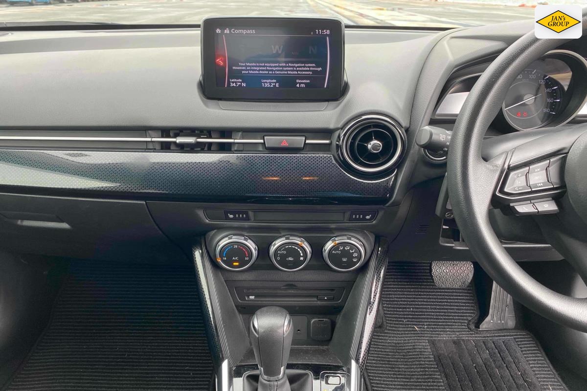 2019 Mazda Demio