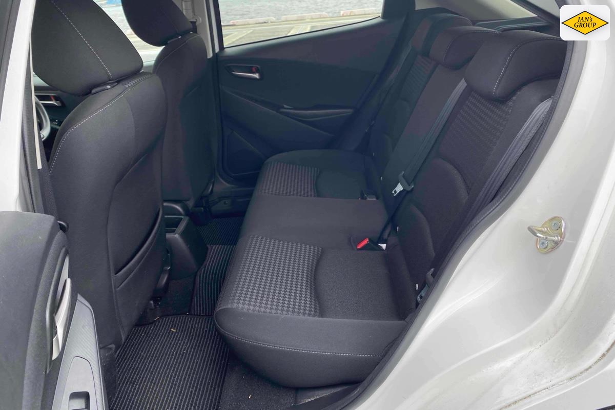 2019 Mazda Demio