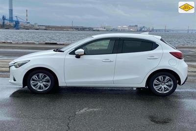 2019 Mazda Demio - Thumbnail