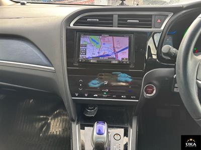 2015 Honda Shuttle - Thumbnail