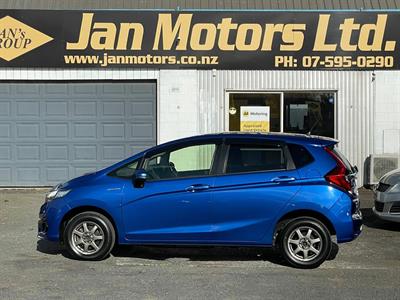 2018 Honda Fit - Thumbnail