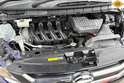 2017 Nissan Serena - Thumbnail