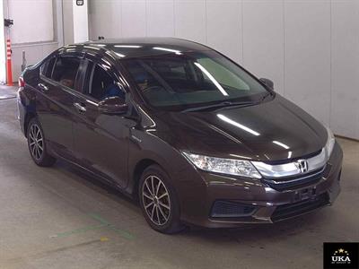 2015 Honda Grace - Thumbnail