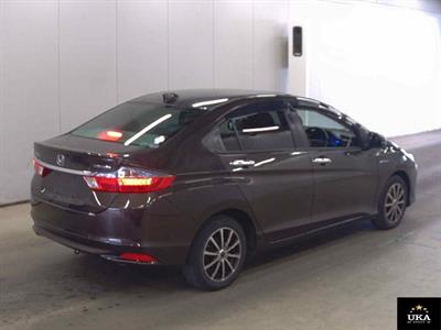 2015 Honda Grace - Thumbnail