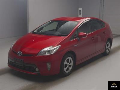 2014 Toyota Prius - Thumbnail