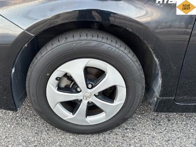 2015 Toyota Prius - Thumbnail