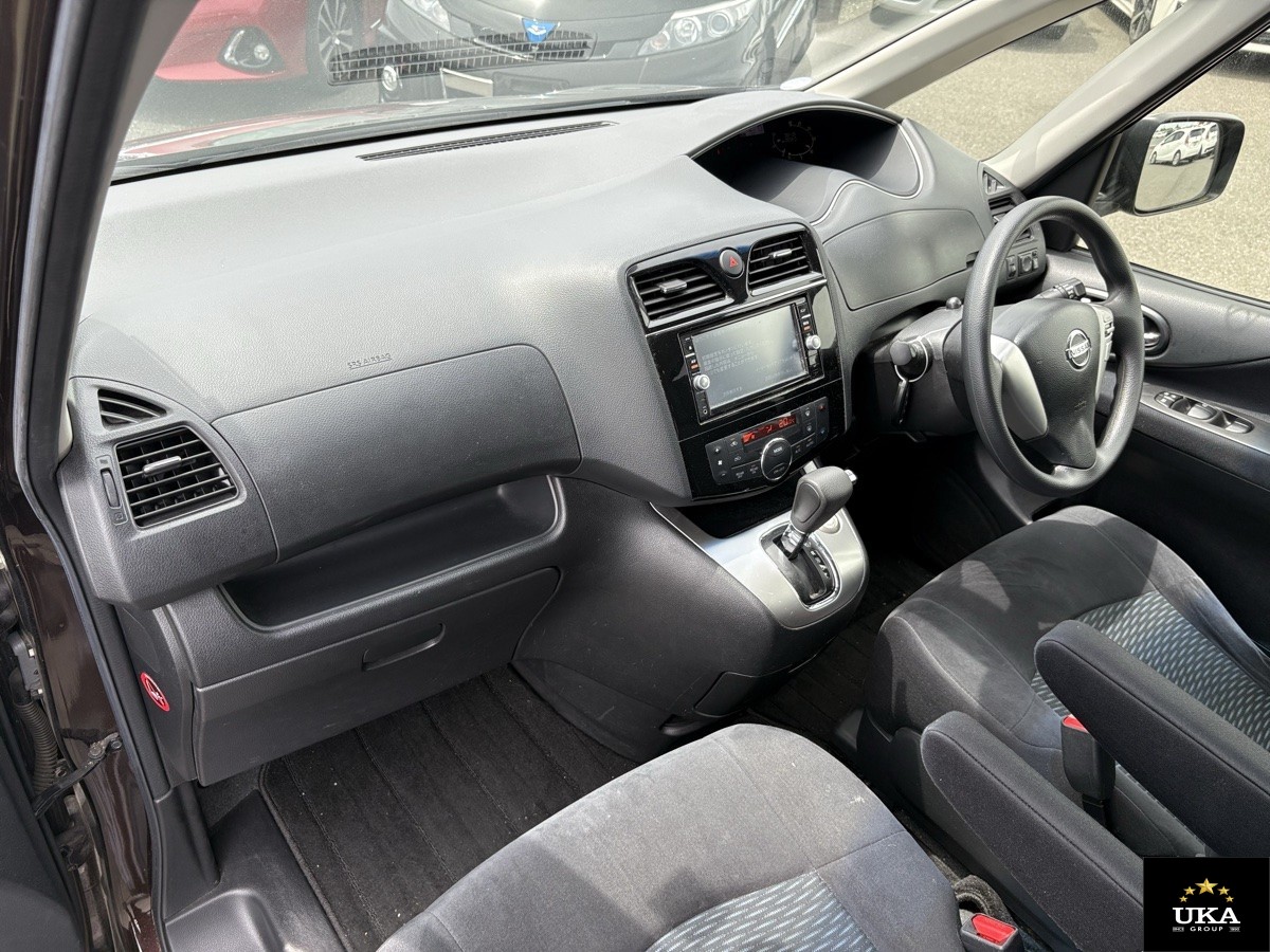 2015 Nissan Serena