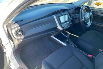 2016 Toyota Corolla - Thumbnail