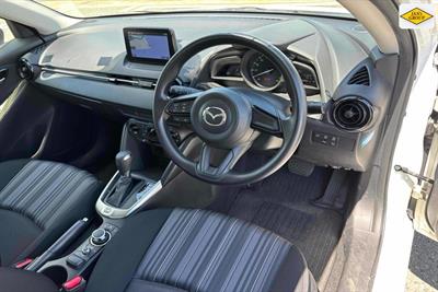 2020 Mazda 2 - Thumbnail