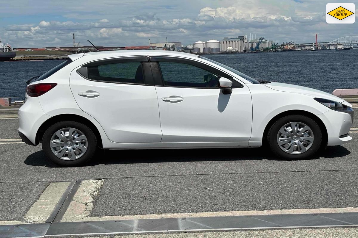 2020 Mazda 2