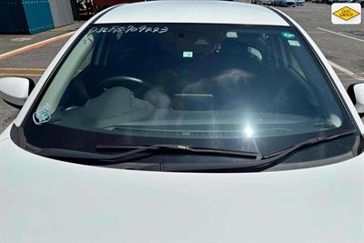 2020 Mazda 2 - Thumbnail