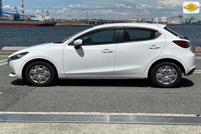 2020 Mazda 2 - Thumbnail