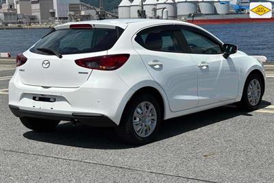 2020 Mazda 2 - Thumbnail