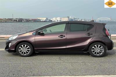 2016 Toyota Aqua - Thumbnail