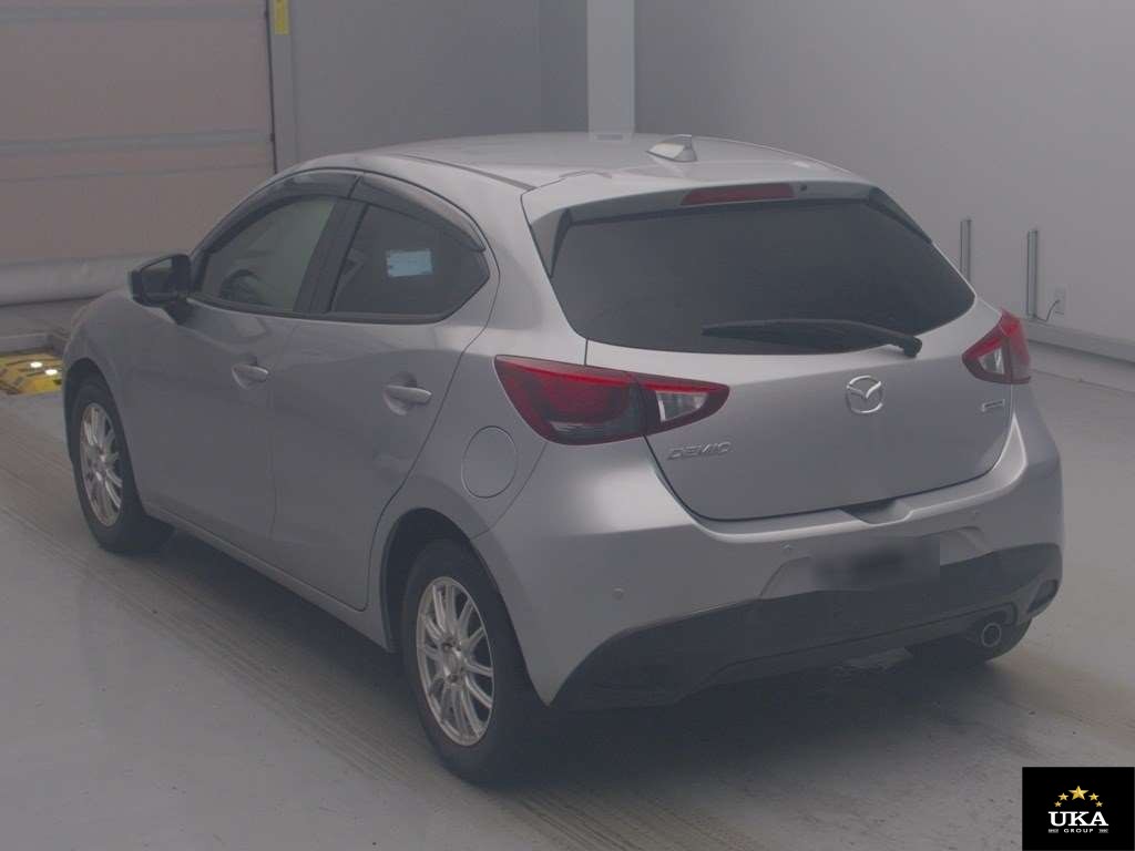 2018 Mazda Demio