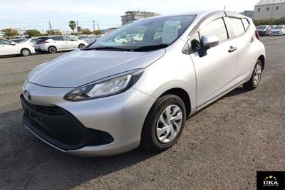 2022 Toyota Aqua - Thumbnail