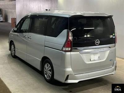 2017 Nissan Serena - Thumbnail