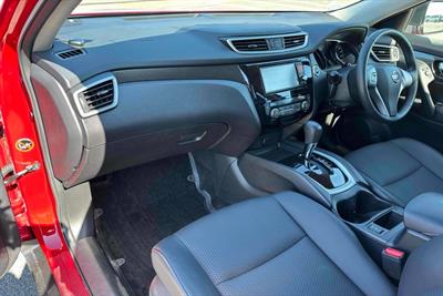 2016 Nissan X-Trail - Thumbnail