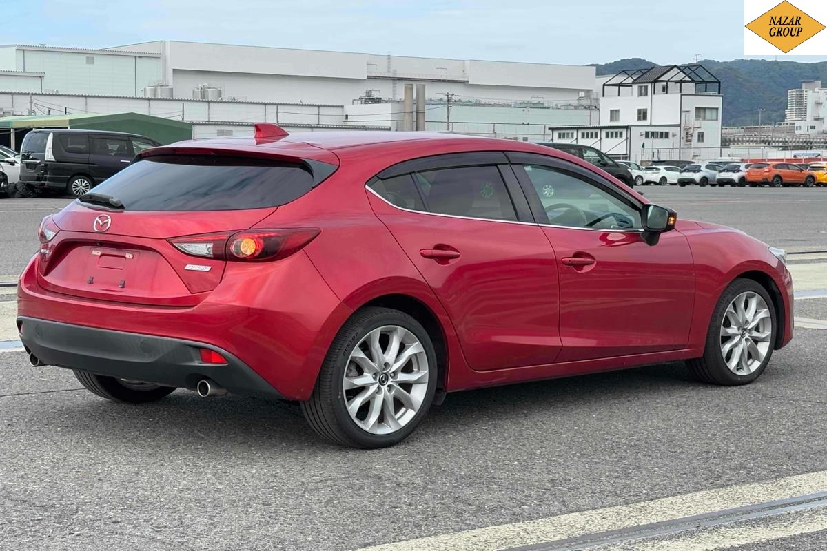 2014 Mazda Axela