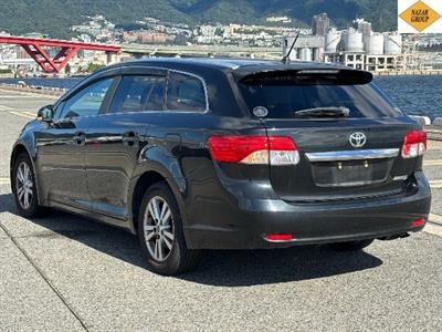 2013 Toyota Avensis - Thumbnail