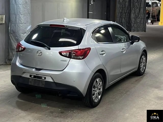 2018 Mazda Demio
