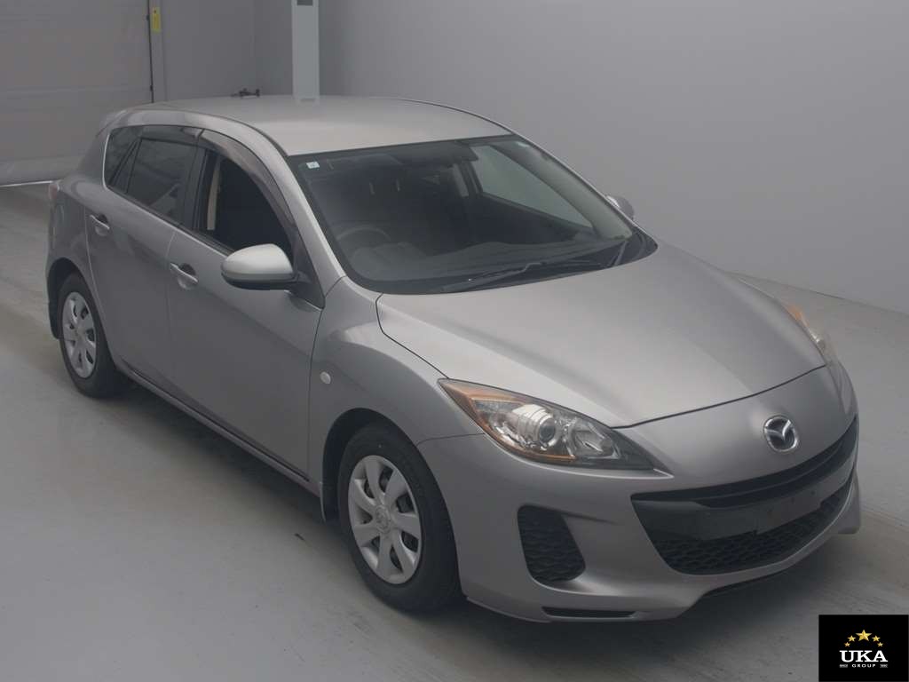 2013 Mazda Axela