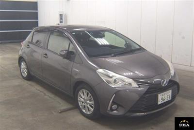 2017 Toyota Vitz