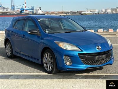 2013 Mazda Axela