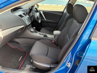 2013 Mazda Axela - Thumbnail