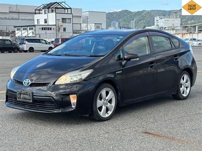 2013 Toyota Prius - Thumbnail