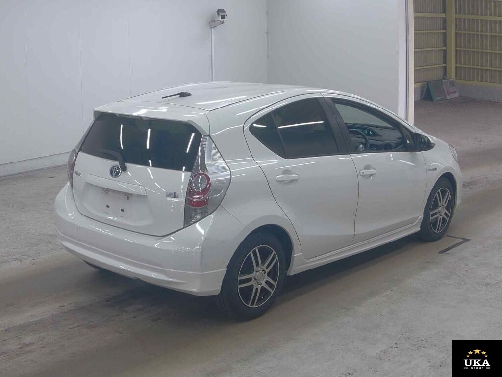 2013 Toyota Aqua